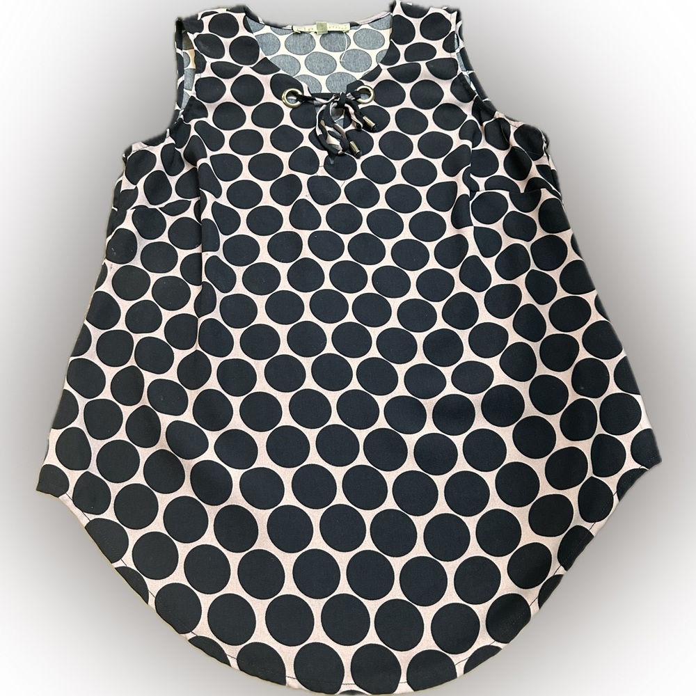 Laura Petite Light sleeveless Polkadot Top